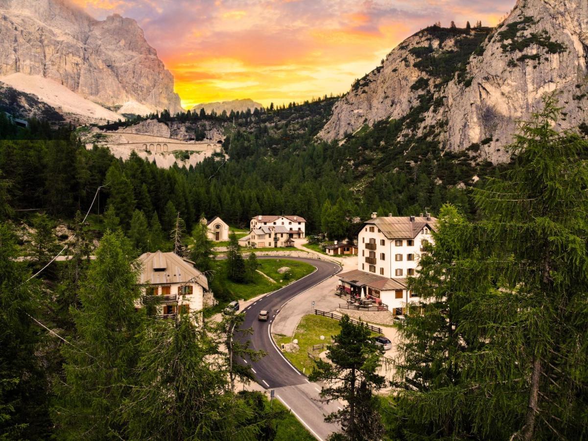 Hotel Al Sasso Di Stria Andraz 외부 사진
